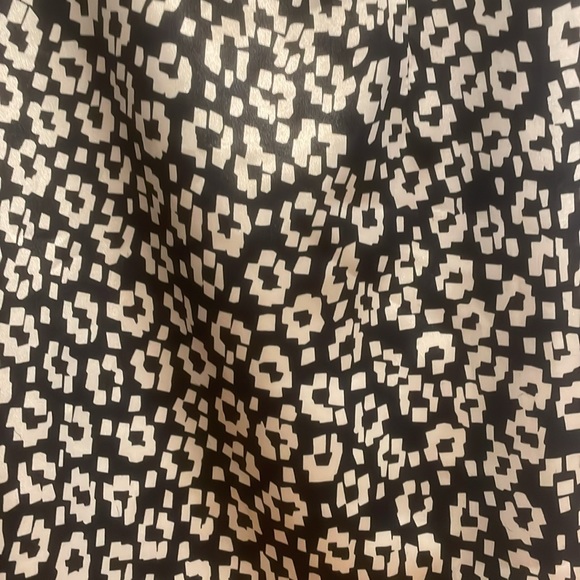 Satin cocktail dress - Picture 3 of 9